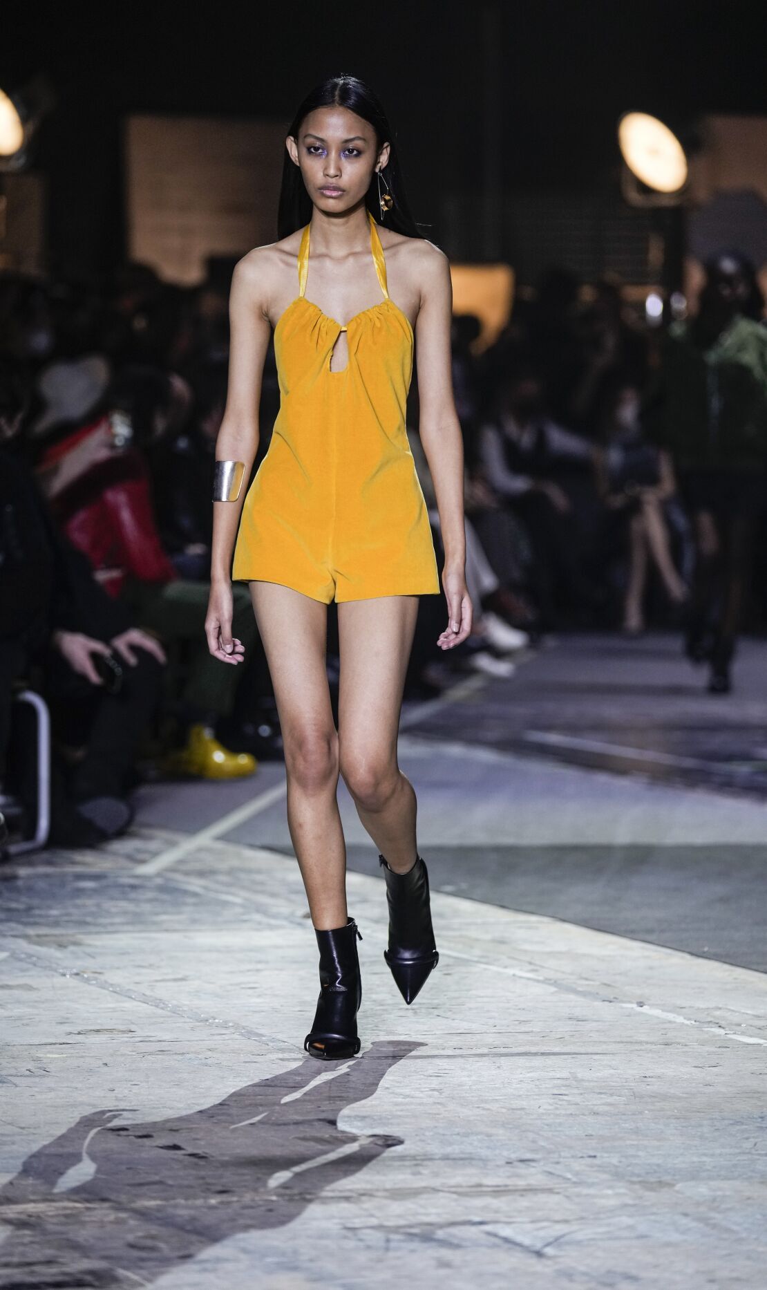 Italy Fashion Capasa F/W 22-23